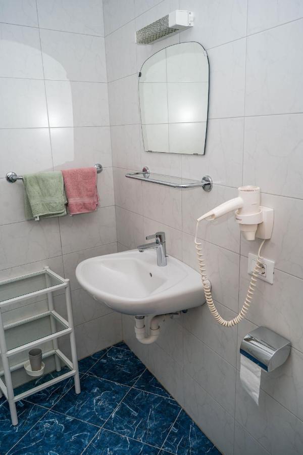 Ferienwohnung Ferienwohungen Gamper Dorf Tirol Exterior foto